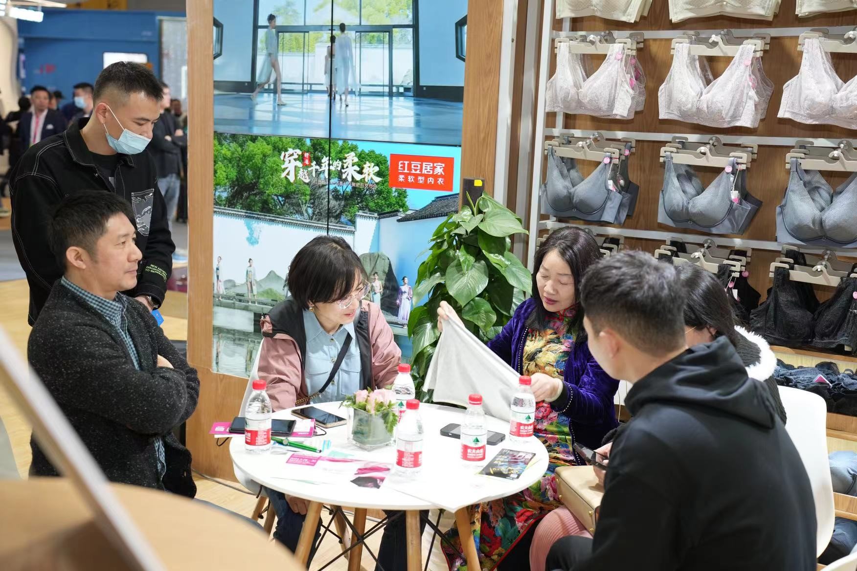 w66国际居家服博会4